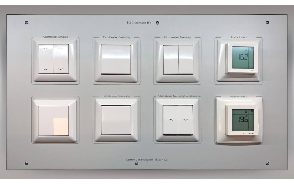 xComfort uitbreidingspaneel DIN A4 met drukknoppen & roomcontrollers