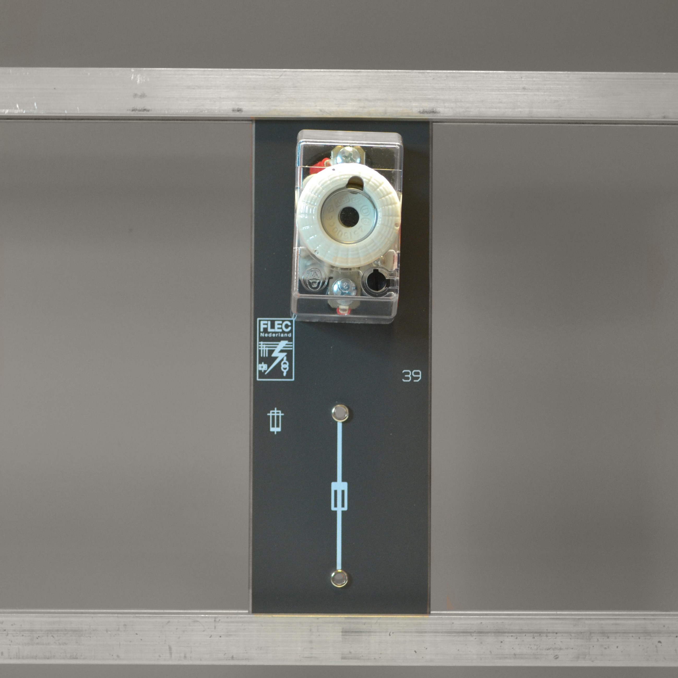 Enkelvoudige smeltveilighedenhouder type DIAZED