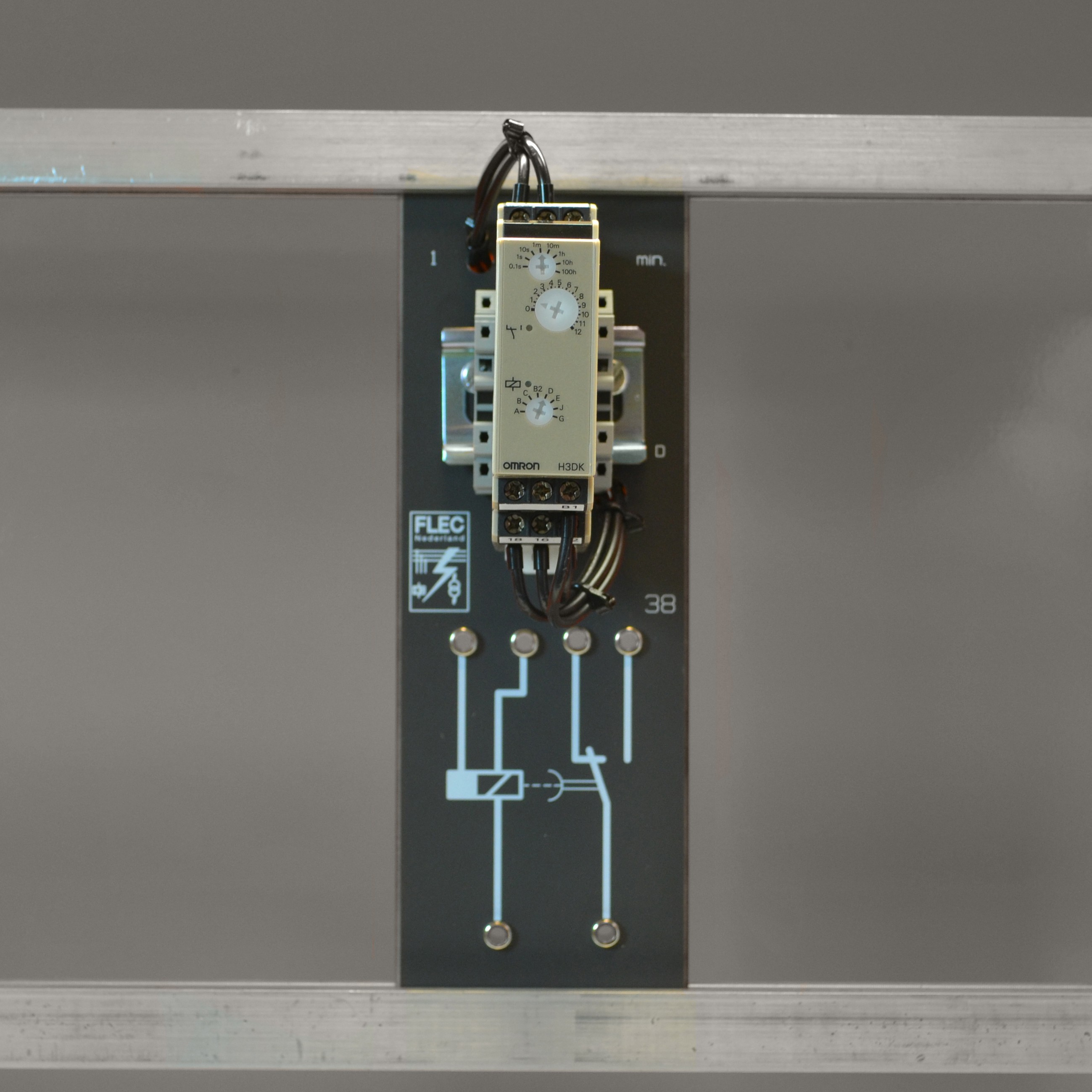 Trappenhuis automaat 24V