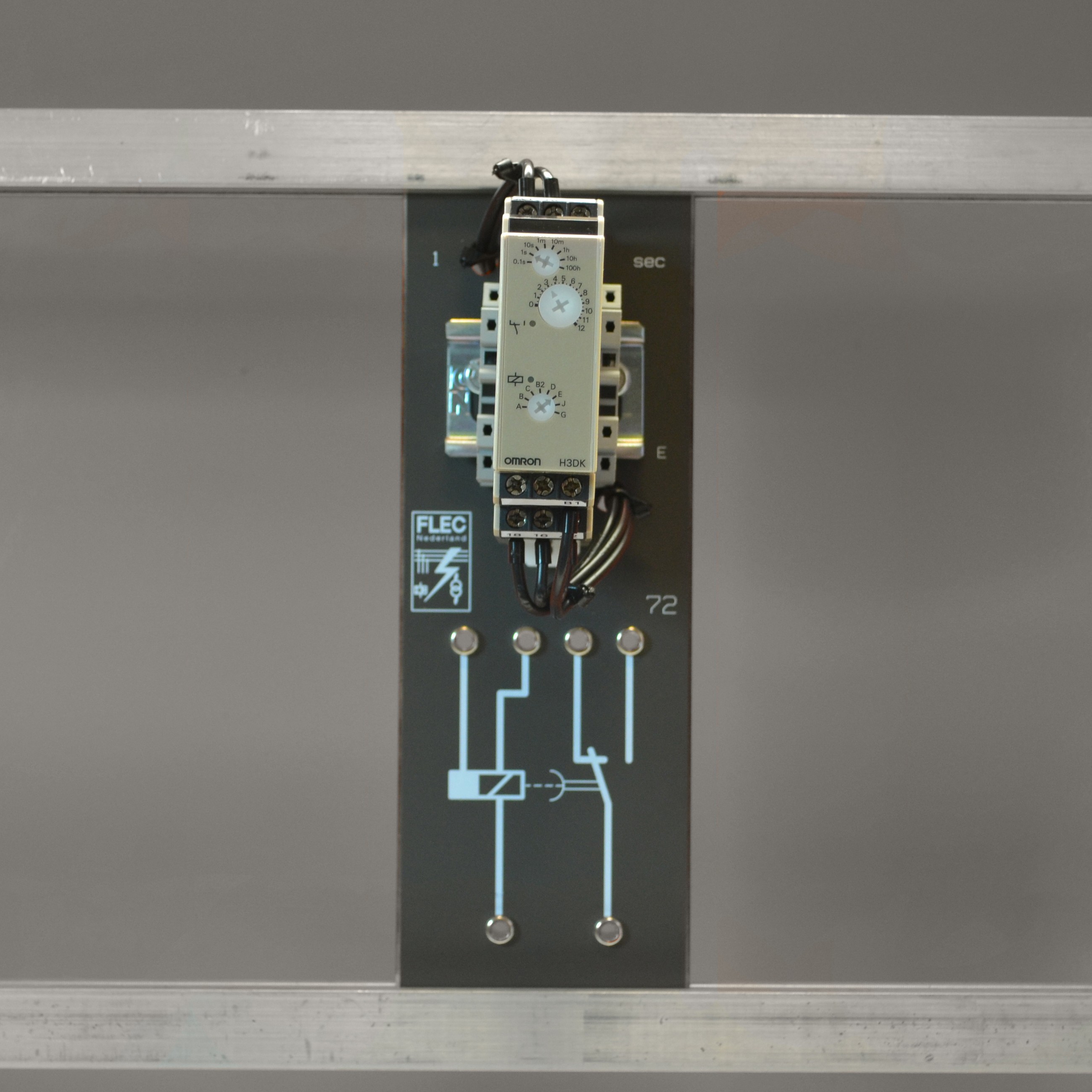 Elektronisch tijdrelais 1-30 sec. uitschakelvertraagd